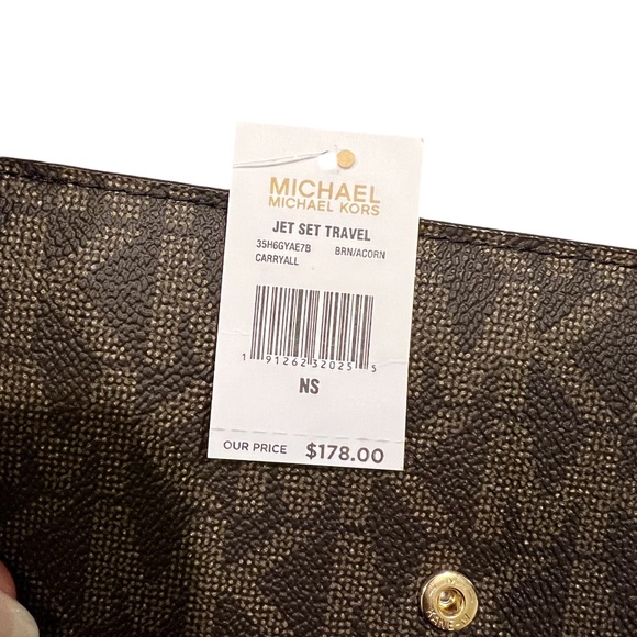 Brand New Michael Kors Branded Brown/Acorn Jet Set Travel Wallet, One Size - Picture 4 of 4